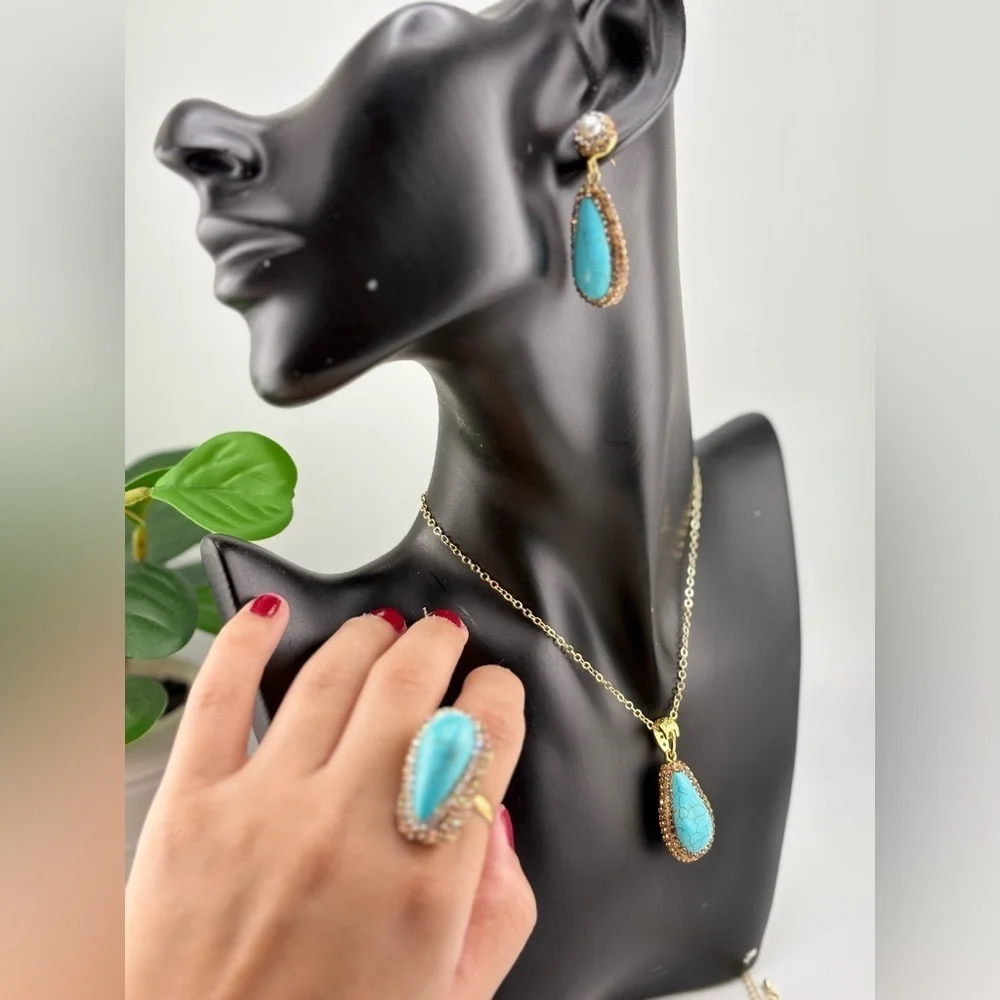 Turquoise Teardrop Jewelry Set – Necklace, Earrings & Ring - Picture 14 of 15